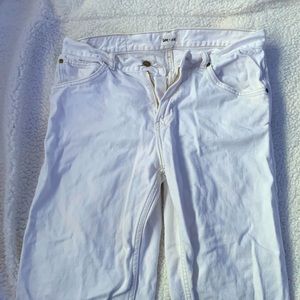 Lee white jeans!! 🤍